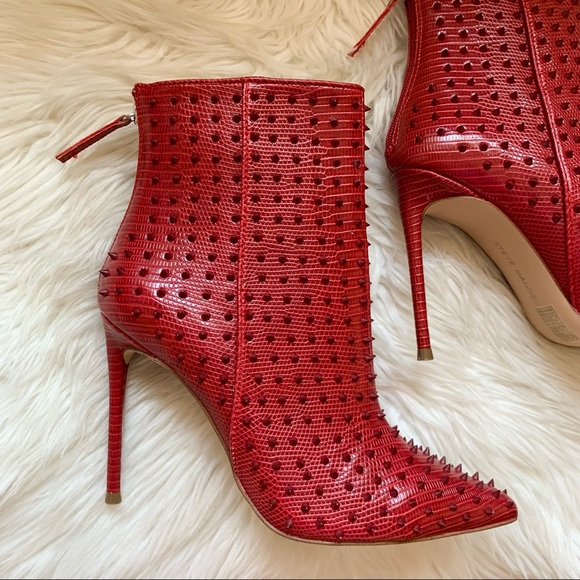 New! STEVE MADDEN Via-S Spike Ankle Zipper Booties - Picture 5 of 14